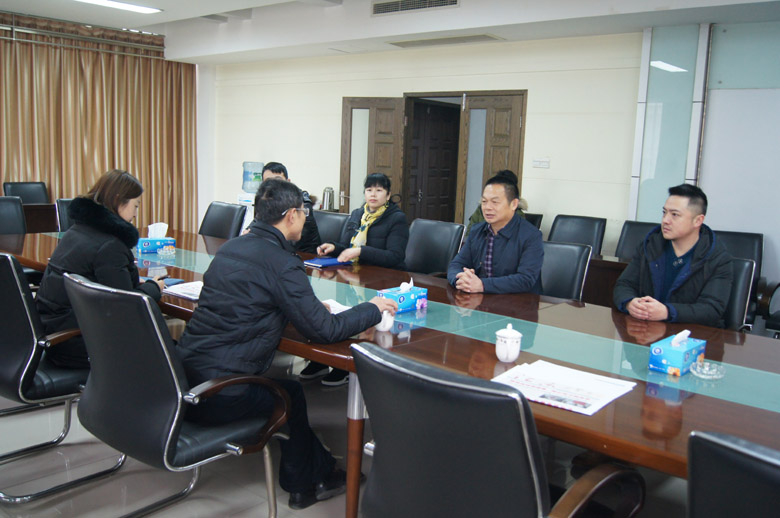 经开区领导莅临四汇集团慰问德阳市劳模